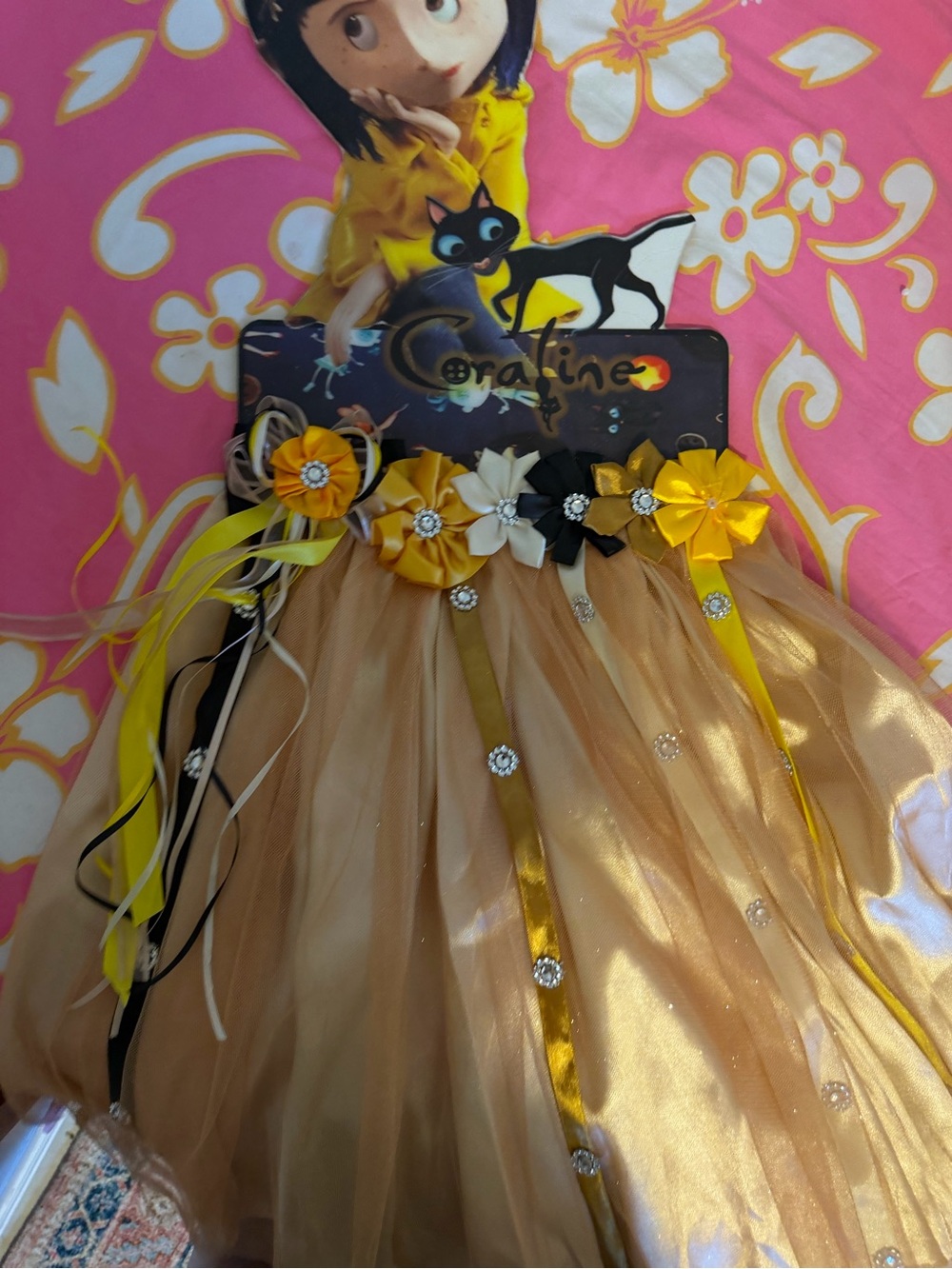 Coralline’s bow holder